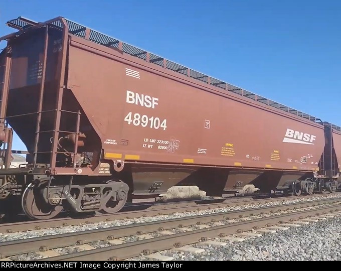 BNSF 489104